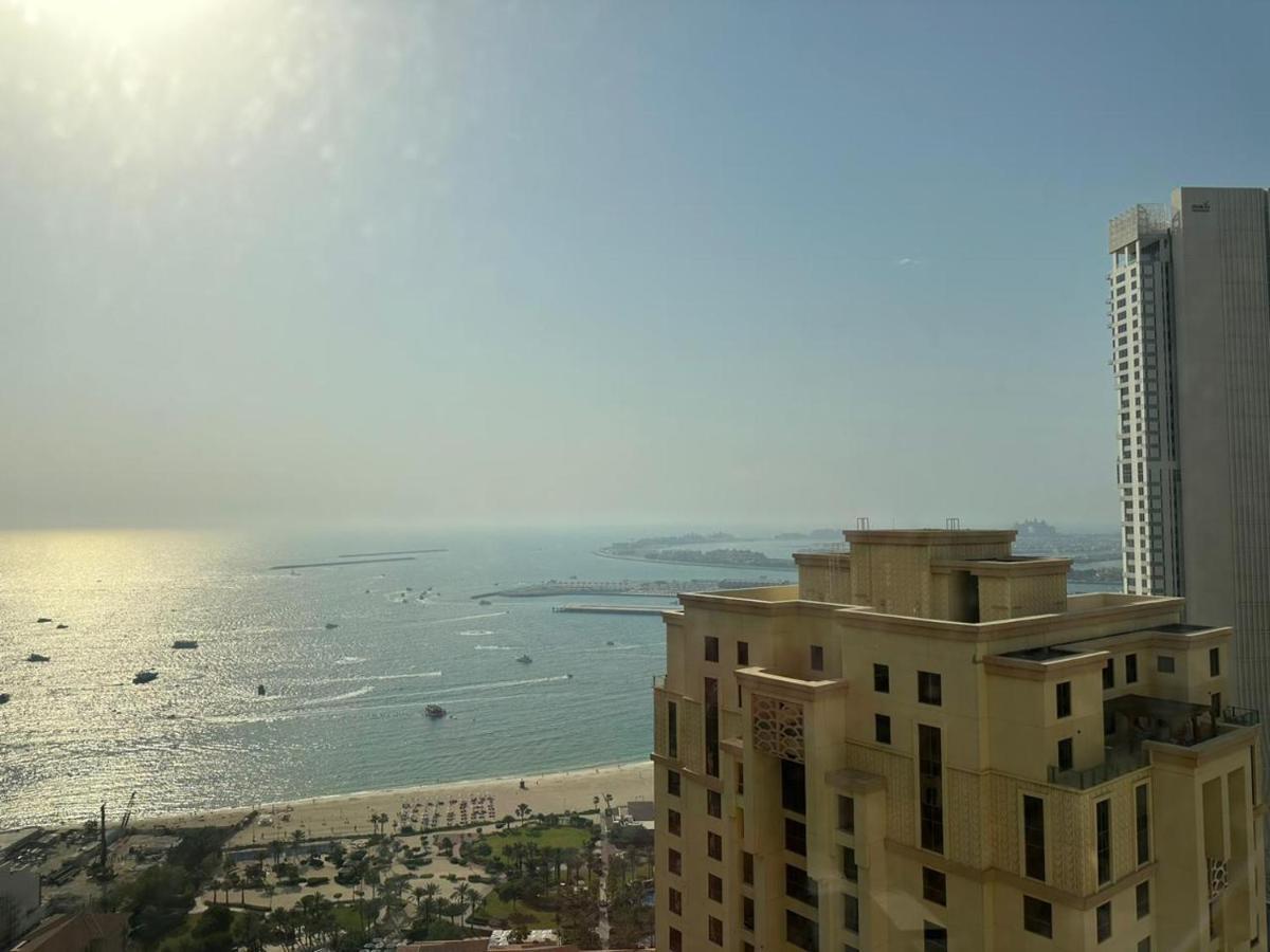 Stylish 2 Bedroom Service Apartment With Sea View Dubaj Zewnętrze zdjęcie